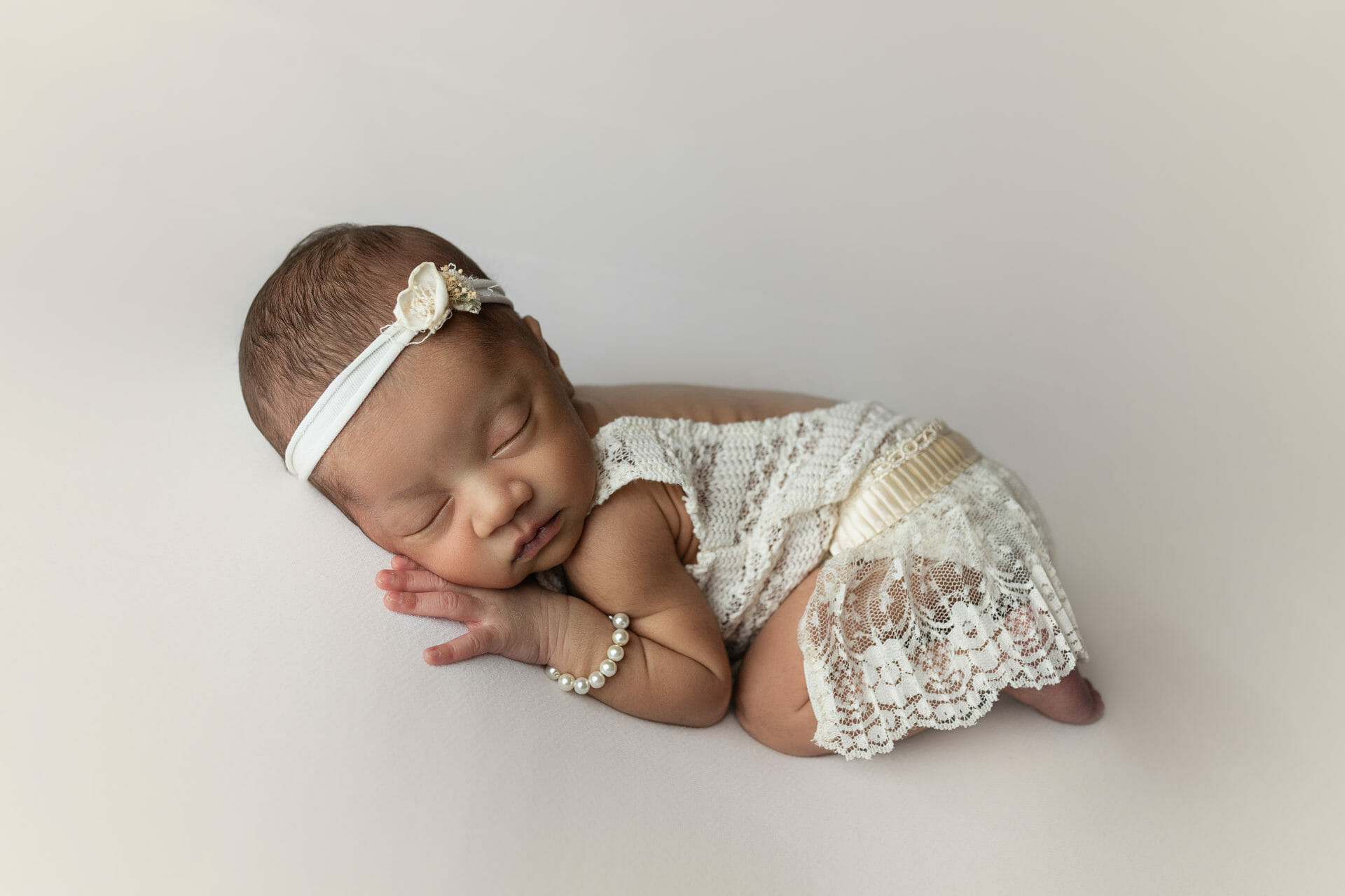 newborn photo shoot pearls